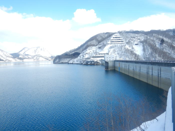 2月9日 宝仙湖、結氷の気配なし…